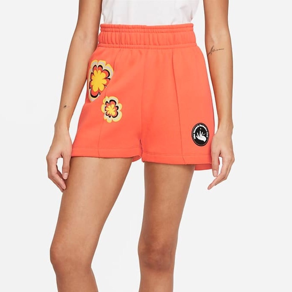 NIKE 🌼 Flower Graphic Fleece Shorts